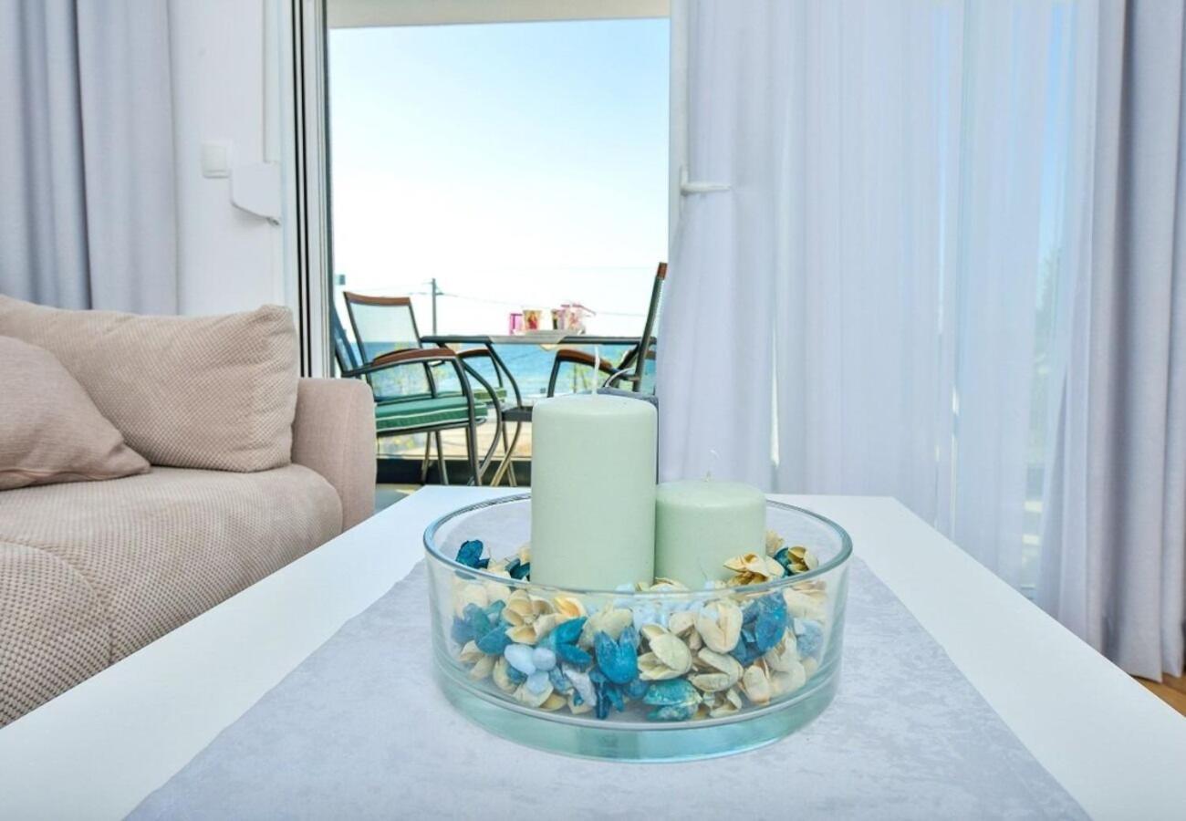 Apartment Sunny By The Sea *