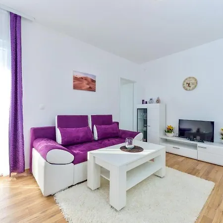 Apartments Sunny By The Sea Zaton  Exterior photo