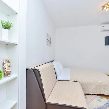 Apartments Sunny By The Sea Zaton  Exterior photo